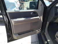 2007 Ford Expedition Front Left Driver Interior Door Panel Trim 5029100 - Oemusedautoparts1.com