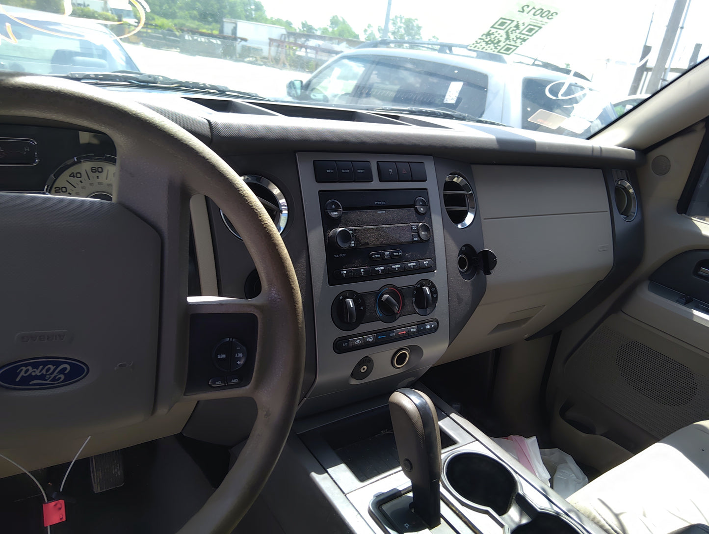 2007 Ford Expedition Radio AM FM Cd Player Receiver Replacement Fits OEM Used Auto Parts - Oemusedautoparts1.com