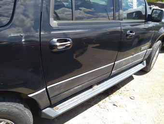 compare product 2007 Ford Expedition Passenger Rear Door Oem 5029103
