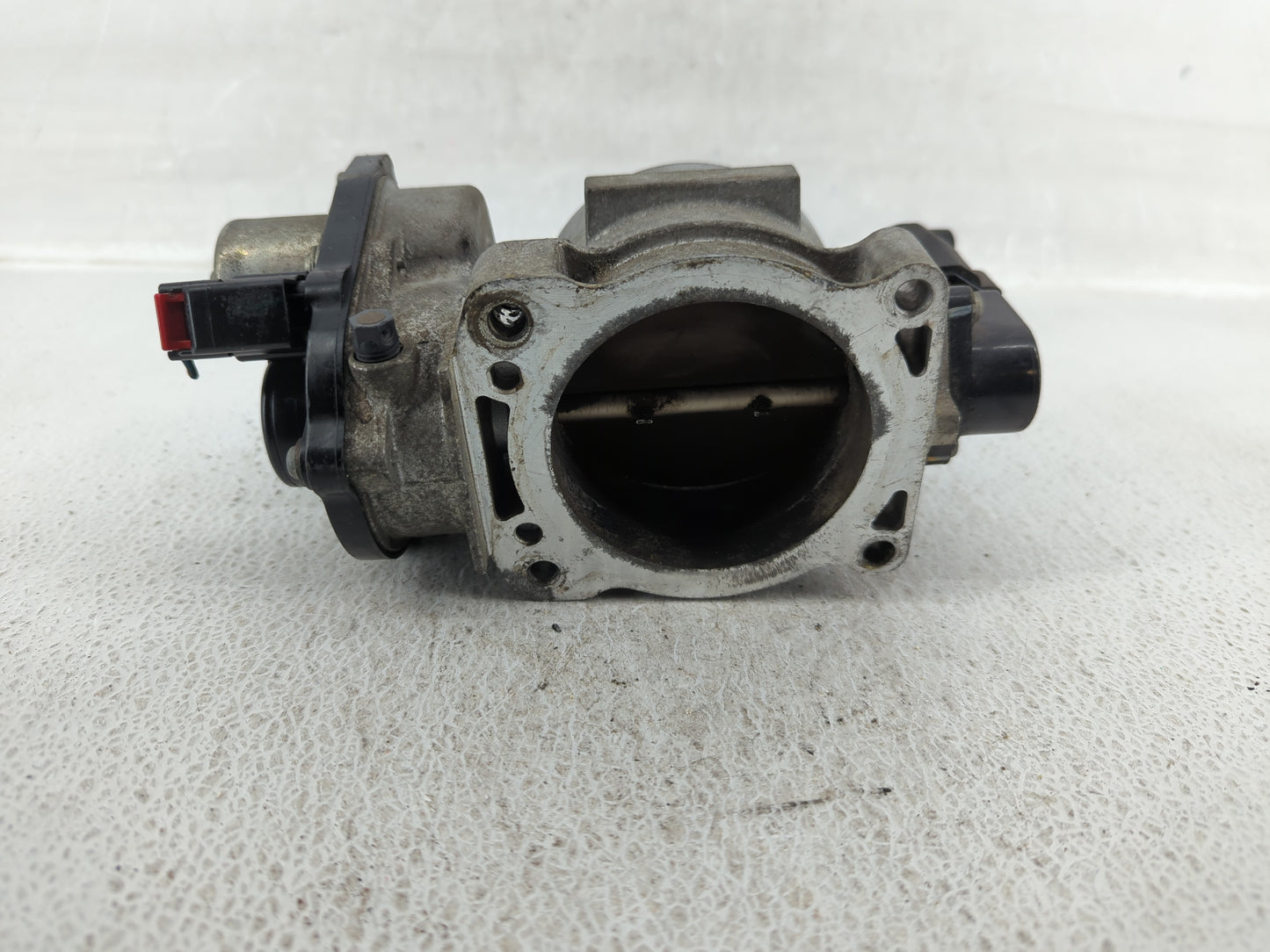 2007 Ford Expedition Throttle Body P/N:6L3E-AA Fits Fits 2004 2005 2006 2008 2009 2010 OEM Used Auto Parts - Oemusedautopart