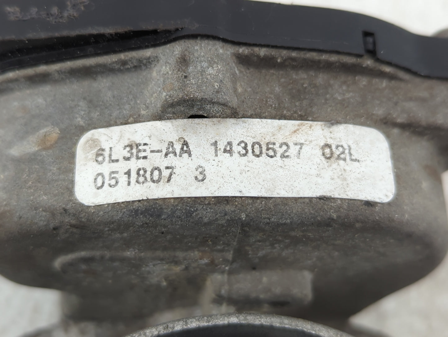 2007 Ford Expedition Throttle Body P/N:6L3E-AA Fits Fits 2004 2005 2006 2008 2009 2010 OEM Used Auto Parts - Oemusedautopart