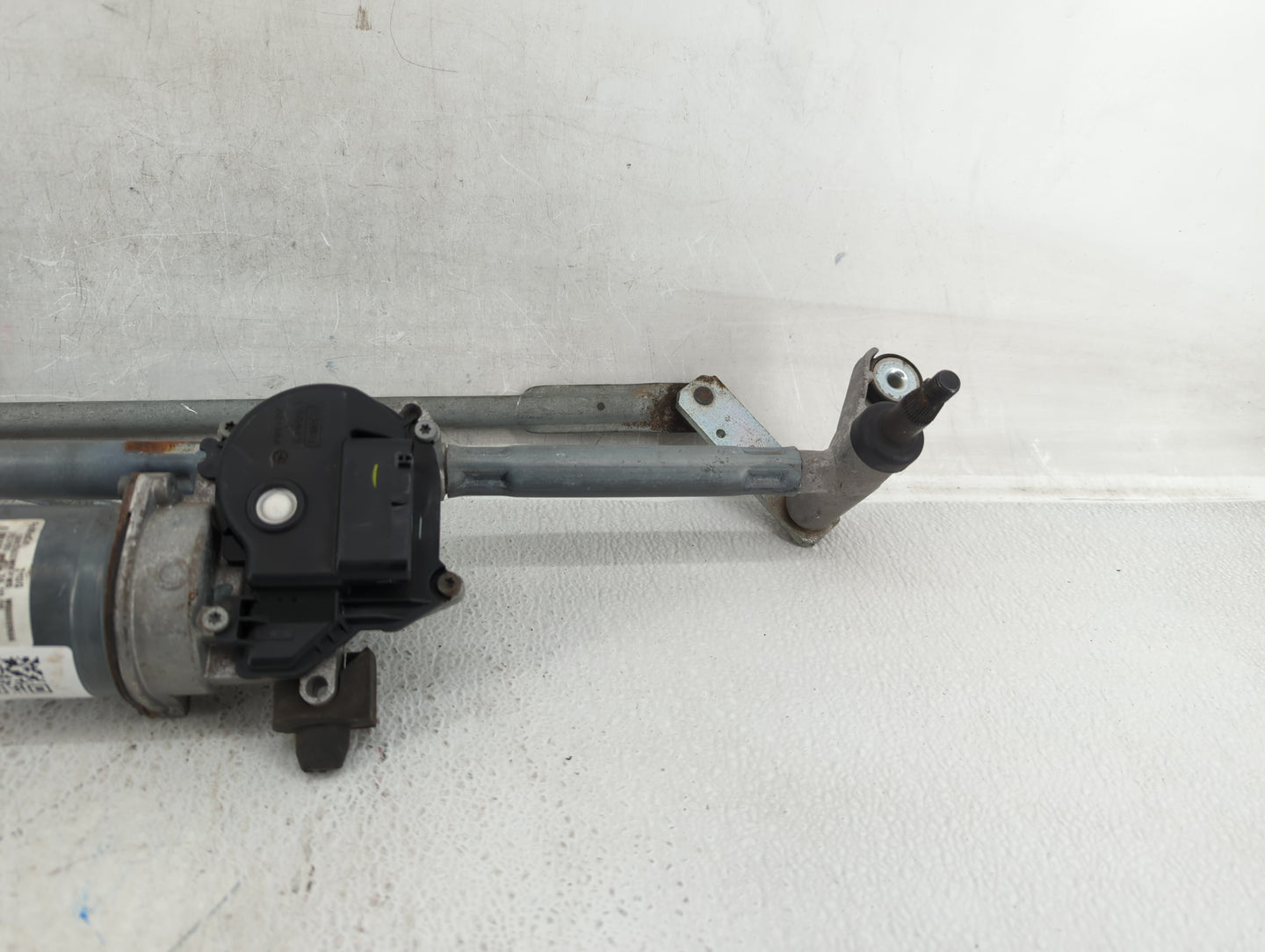 2007 Ford Expedition Front Windshield Wiper Motor P/N:W000009666 Fits Fits 2002 2003 2004 2005 2006 OEM Used Auto Parts - Oe