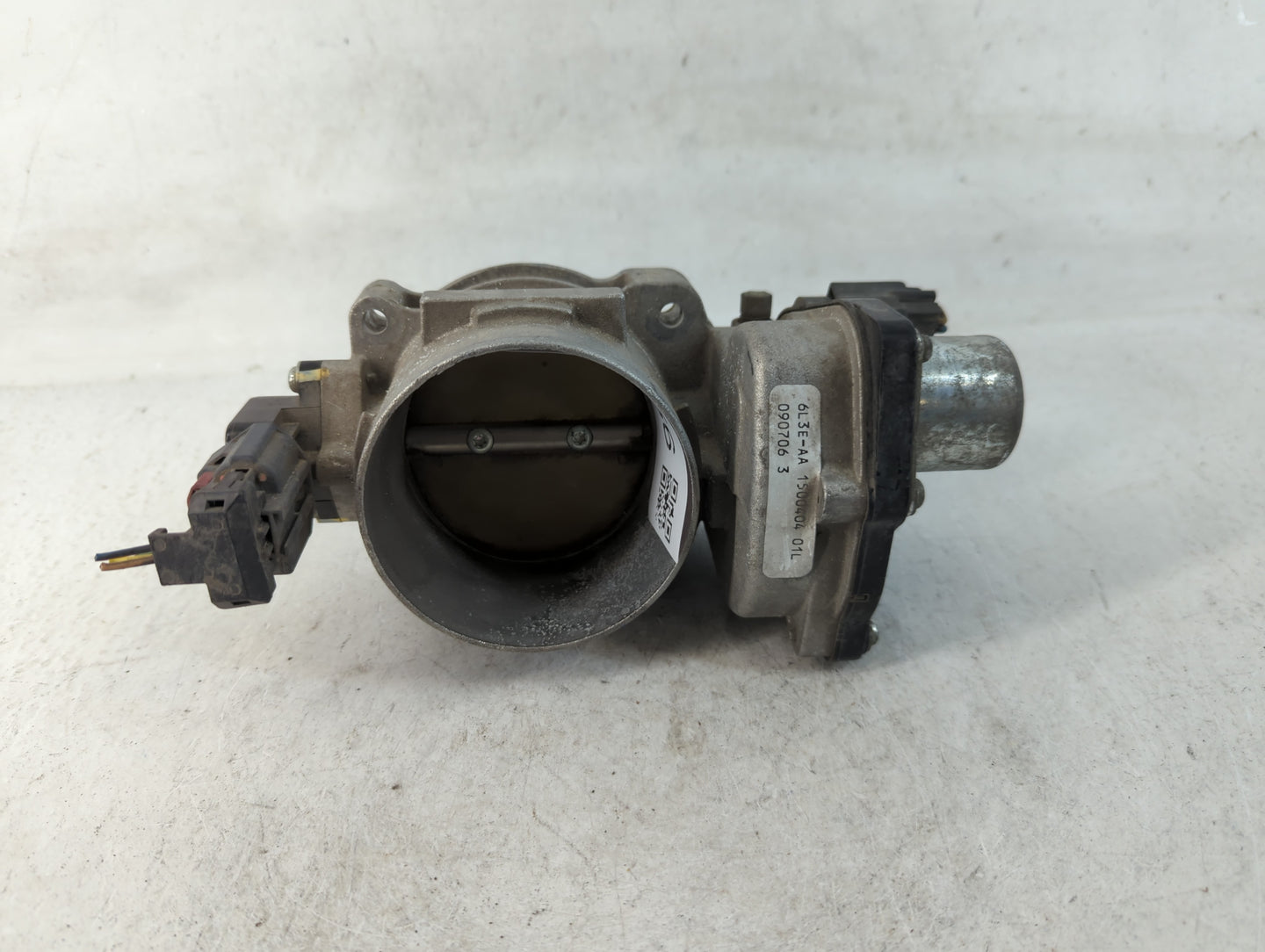 2007 Ford Expedition Throttle Body P/N:090706 1500404, 6L3E-AA Fits Fits 2004 2005 2006 2008 2009 2010 OEM Used Auto Parts -