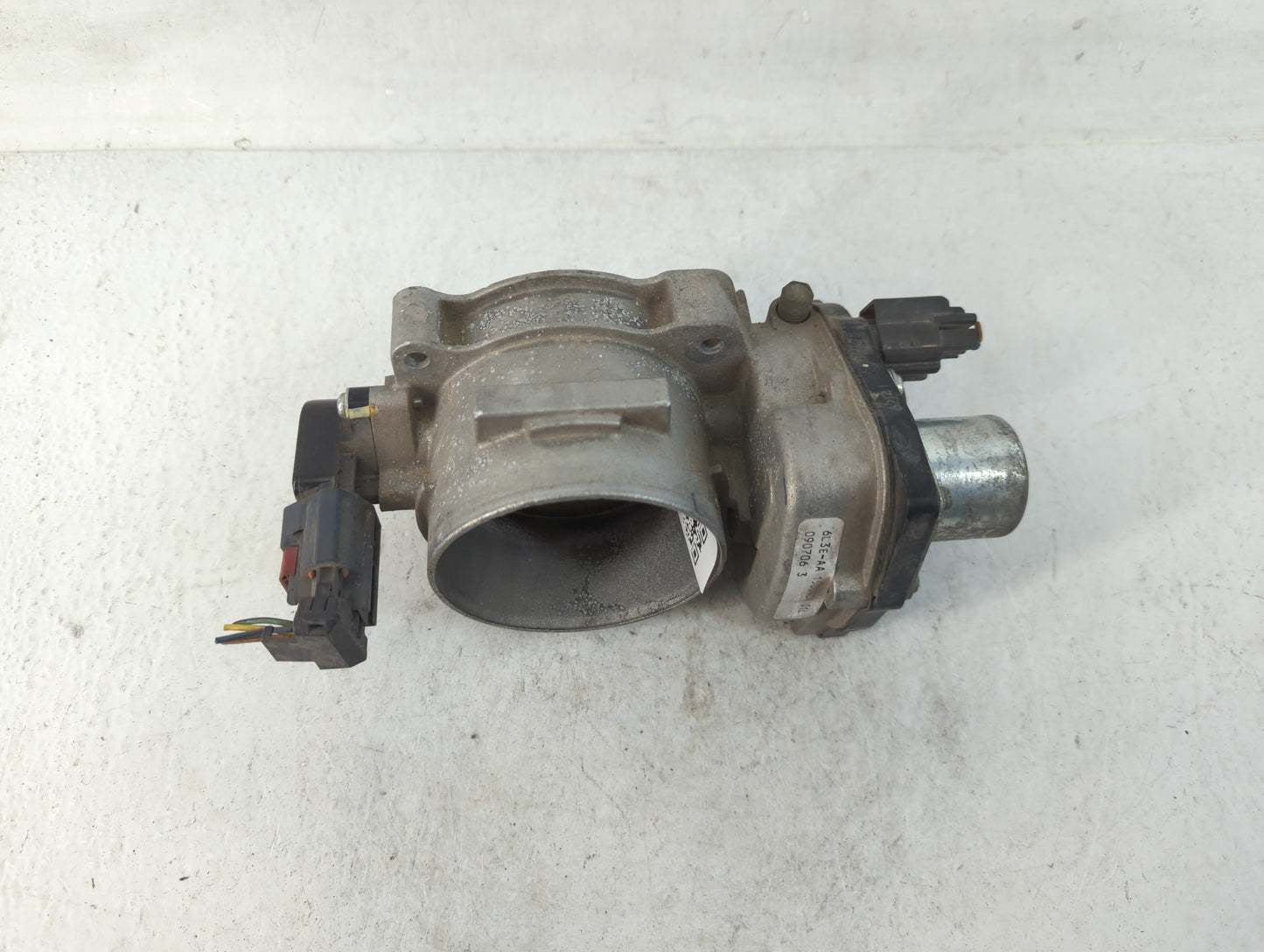 2007 Ford Expedition Throttle Body P/N:090706 1500404, 6L3E-AA Fits Fits 2004 2005 2006 2008 2009 2010 OEM Used Auto Parts -