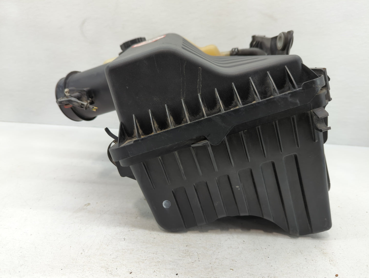 2007-2008 Ford Expedition Air Cleaner Intake-duct Hose Tube - Oemusedautoparts1.com