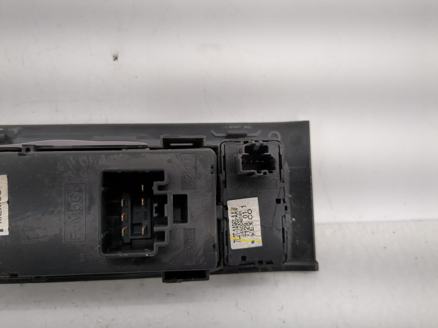 2006-2007 Ford Explorer Master Power Window Switch Replacement Driver Side Left P/N:7L2T-14540-AAW Fits OEM Used Auto Parts 