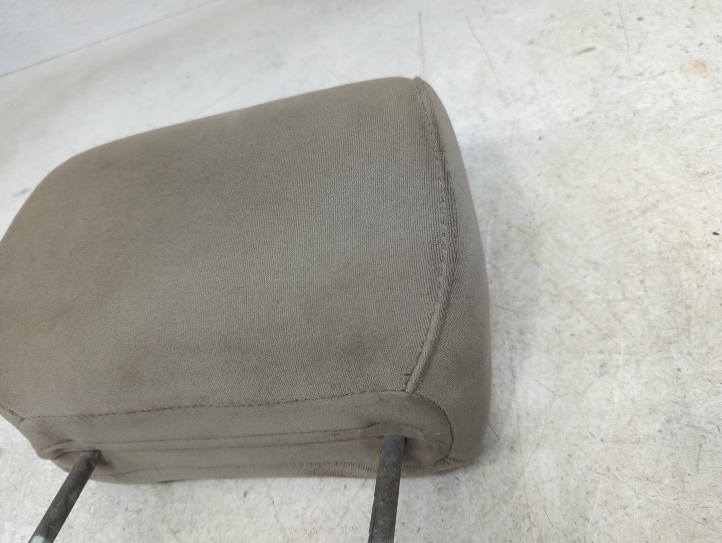 2006-2008 Ford Explorer Headrest Head Rest Front Driver Passenger Seat - Oemusedautoparts1.com