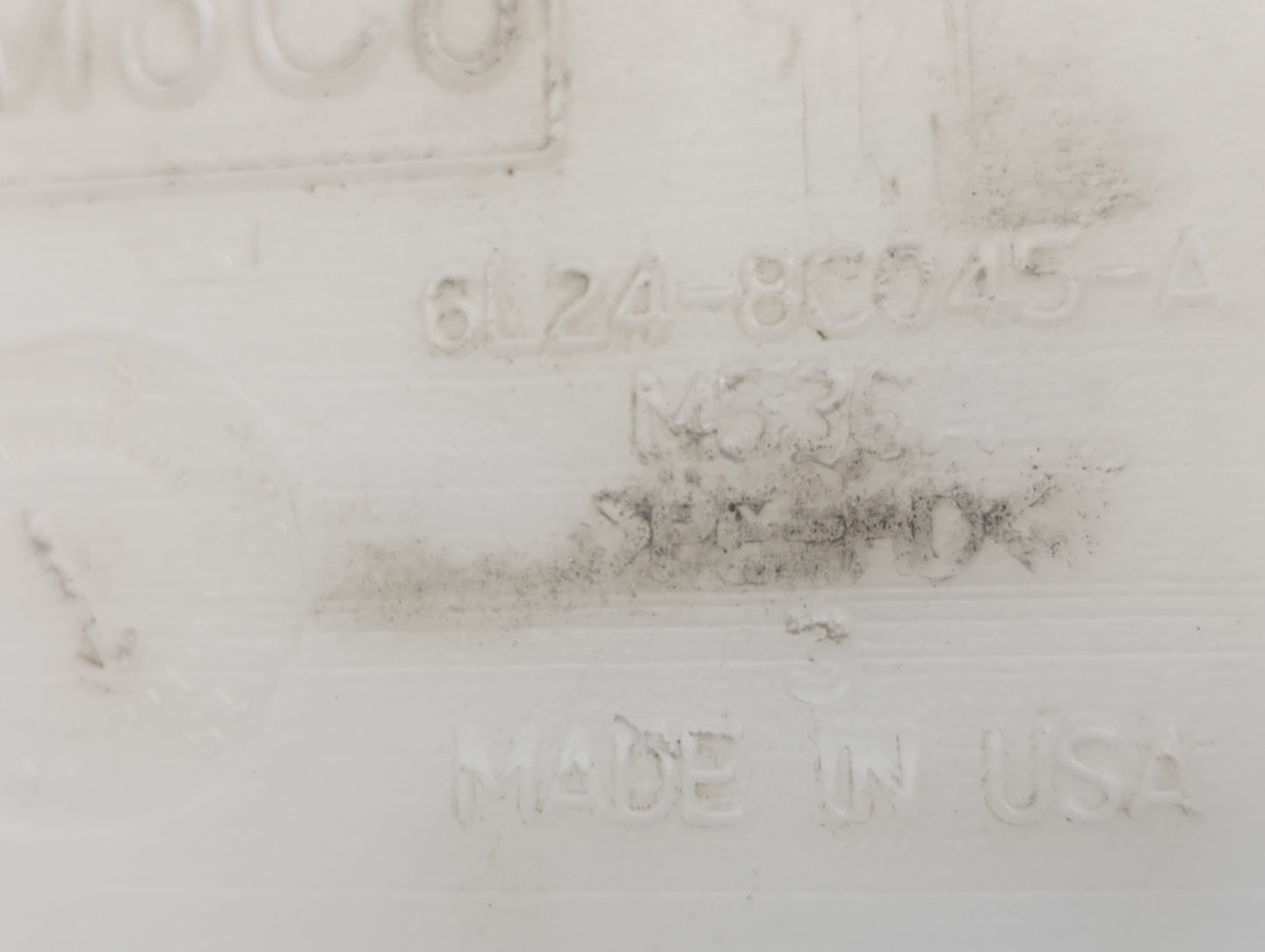 2002-2010 Ford Explorer Windshield Washer Fluid Reservoir Bottle Oem - Oemusedautoparts1.com