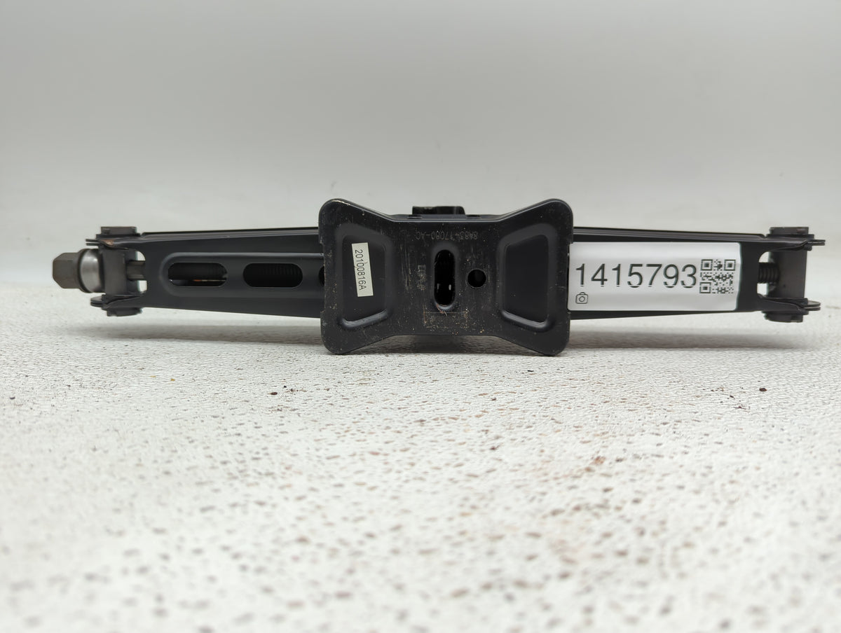 2007 Ford Explorer Spare Scissor Car Jack 1415793 - Oemusedautoparts1.com