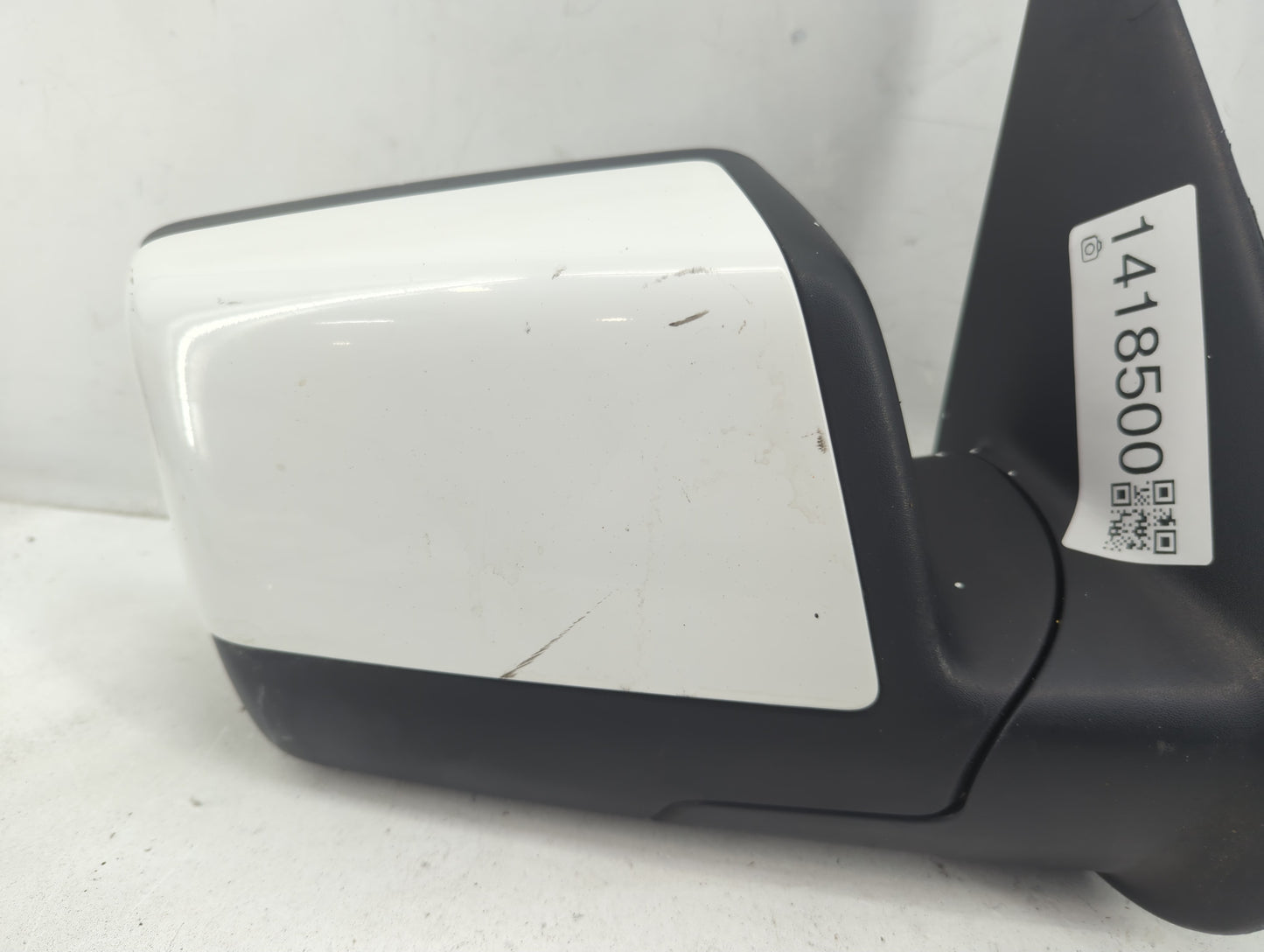 2006-2010 Ford Explorer Driver Side View Mirror - Left Door Mirror OEM Used - Oemusedautoparts1.com