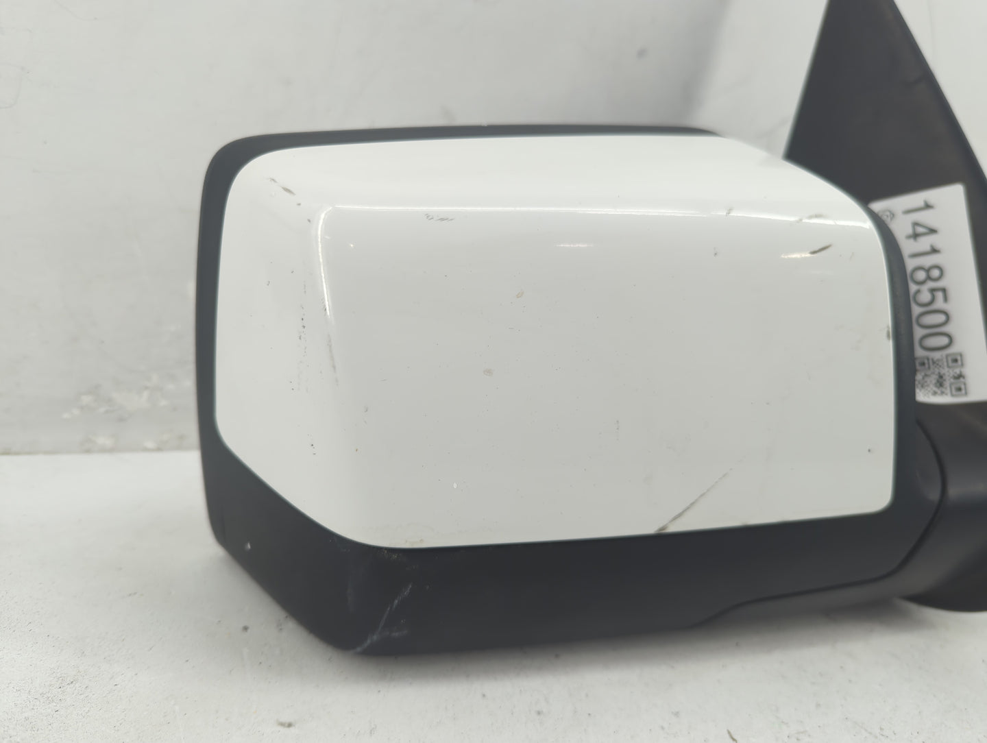 2006-2010 Ford Explorer Driver Side View Mirror - Left Door Mirror OEM Used - Oemusedautoparts1.com