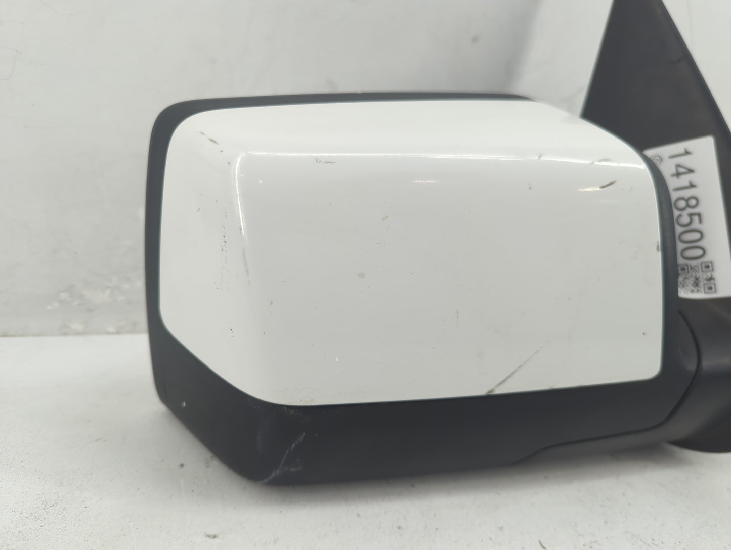2006-2010 Ford Explorer Driver Side View Mirror - Left Door Mirror OEM Used - Oemusedautoparts1.com