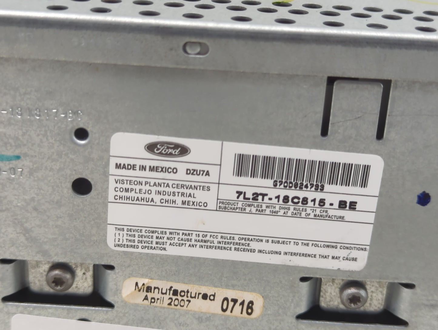 2007 Ford Explorer Radio AM FM Cd Player Receiver Replacement P/N:7L2T-18C815-BE Fits OEM Used Auto Parts - Oemusedautoparts
