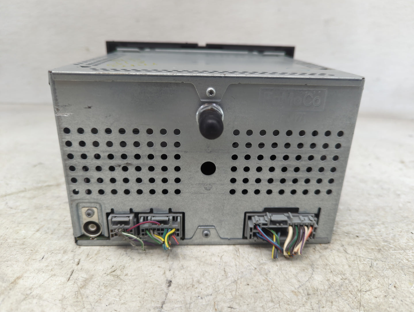 2007 Ford Explorer Radio AM FM Cd Player Receiver Replacement P/N:7L2T-18C815-BE Fits OEM Used Auto Parts - Oemusedautoparts