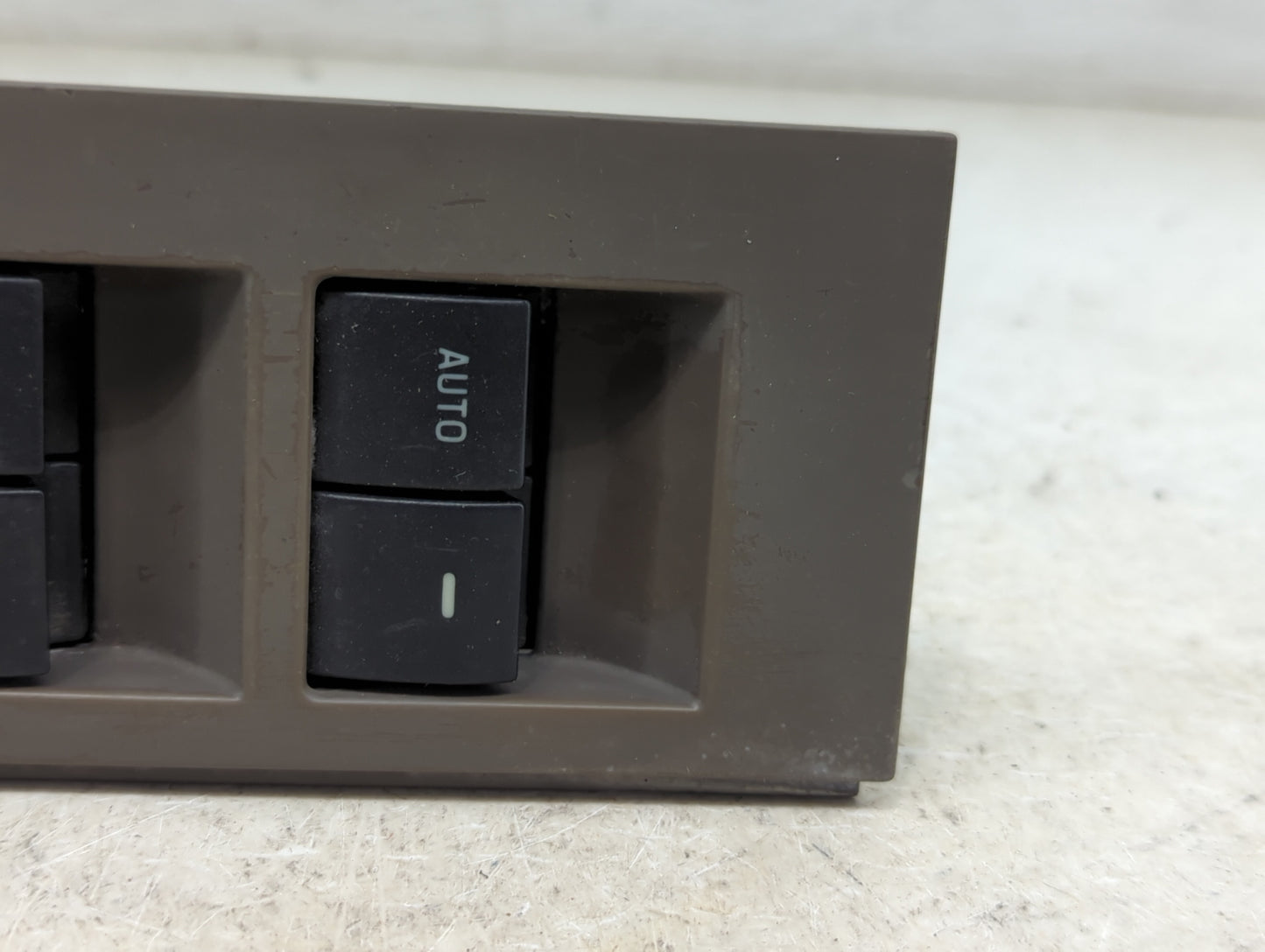 2006-2007 Ford Explorer Master Power Window Switch Replacement Driver Side Left P/N:7L2T-14540-AAW 7L2T-11540-AAW Fits OEM U