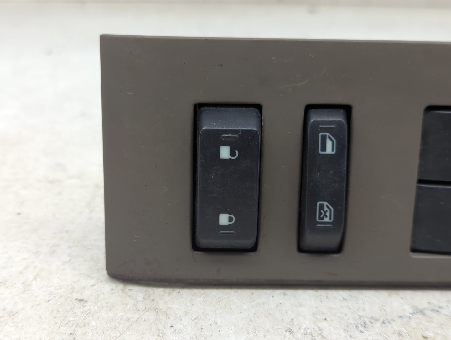 2006-2007 Ford Explorer Master Power Window Switch Replacement Driver Side Left P/N:7L2T-14540-AAW 7L2T-11540-AAW Fits OEM U