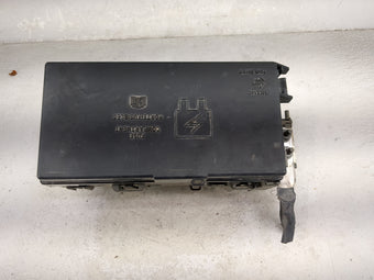 compare product 2007 Ford Explorer Fusebox Fuse Box Panel Relay Module P/N:2L5T-14A075-AA 7L2T-14B476-AL Fits OEM Used Auto Parts