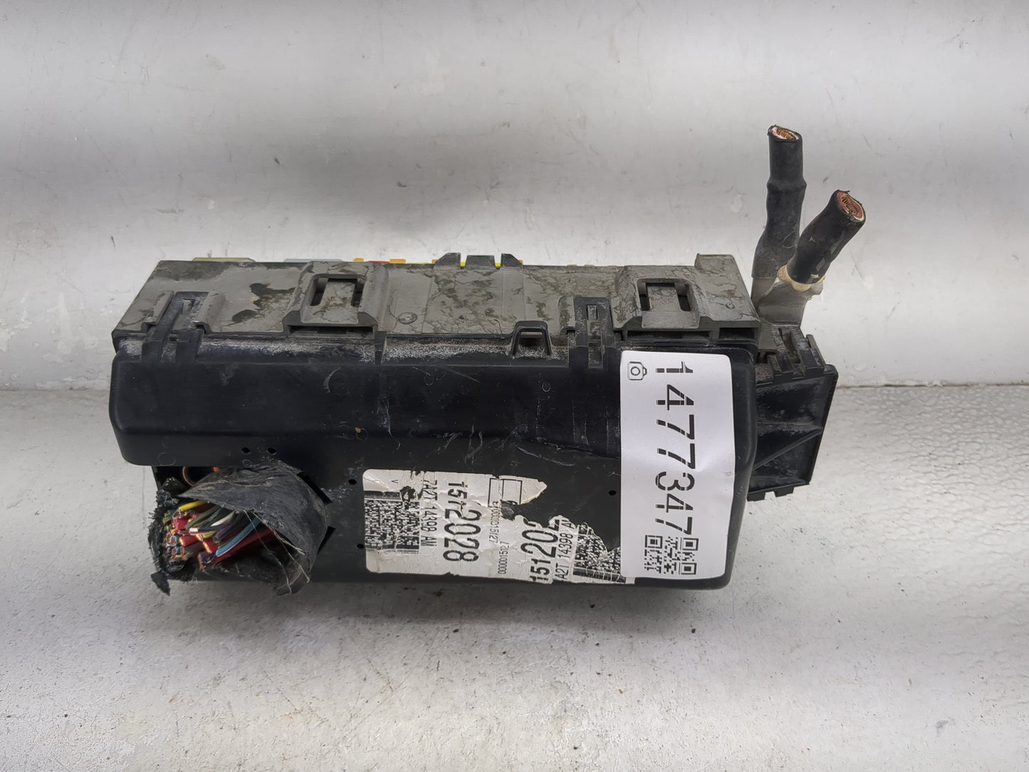 2007 Ford Explorer Fusebox Fuse Box Panel Relay Module P/N:2L5T-14A075-AA 7L2T-14B476-AL Fits OEM Used Auto Parts - Oemuseda