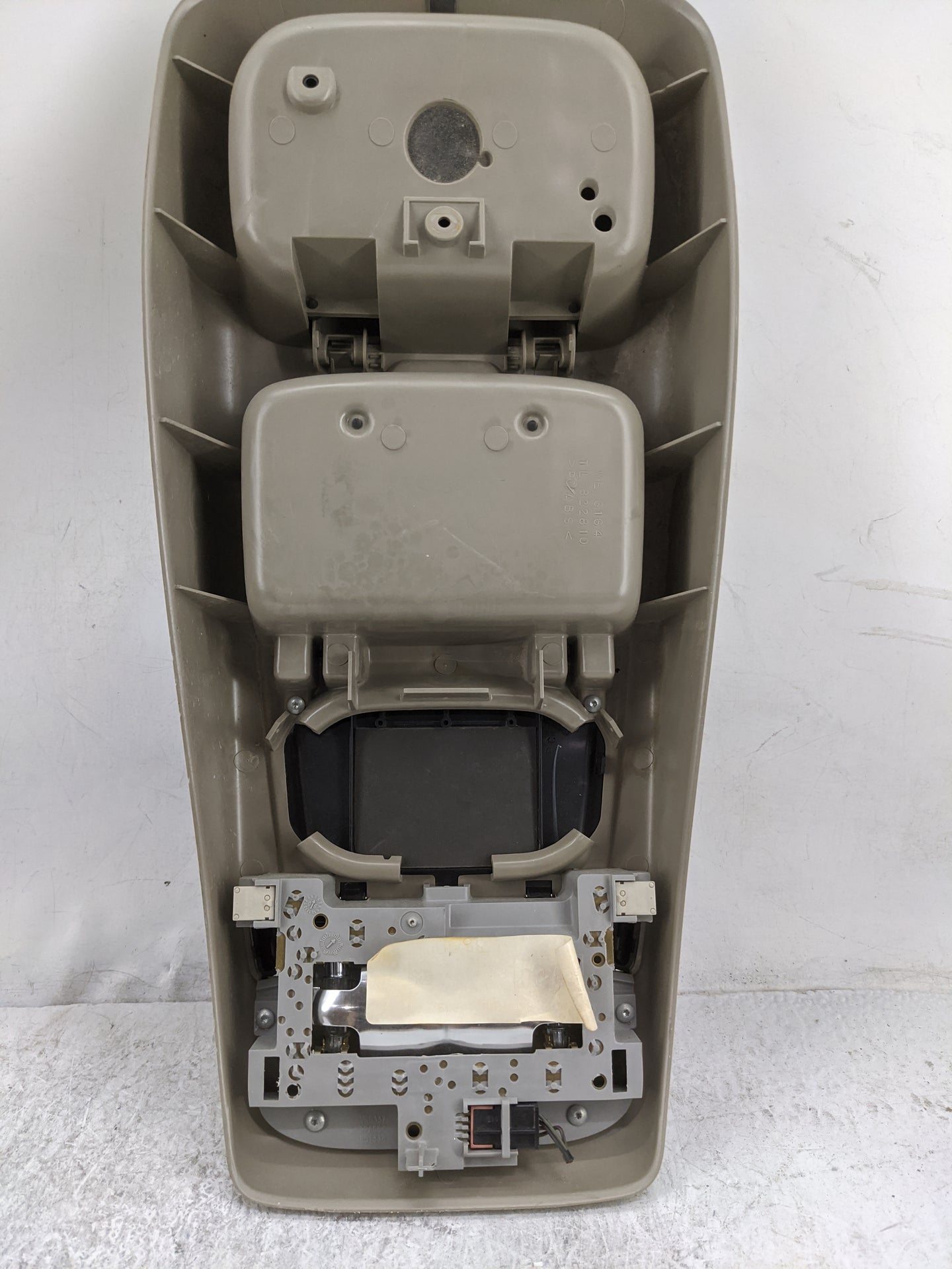 2007 Ford Explorer Overhead Roof Console Tan - Oemusedautoparts1.com