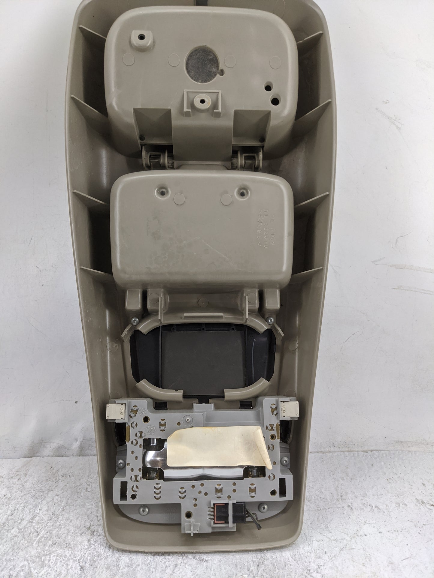 2007 Ford Explorer Overhead Roof Console Tan - Oemusedautoparts1.com