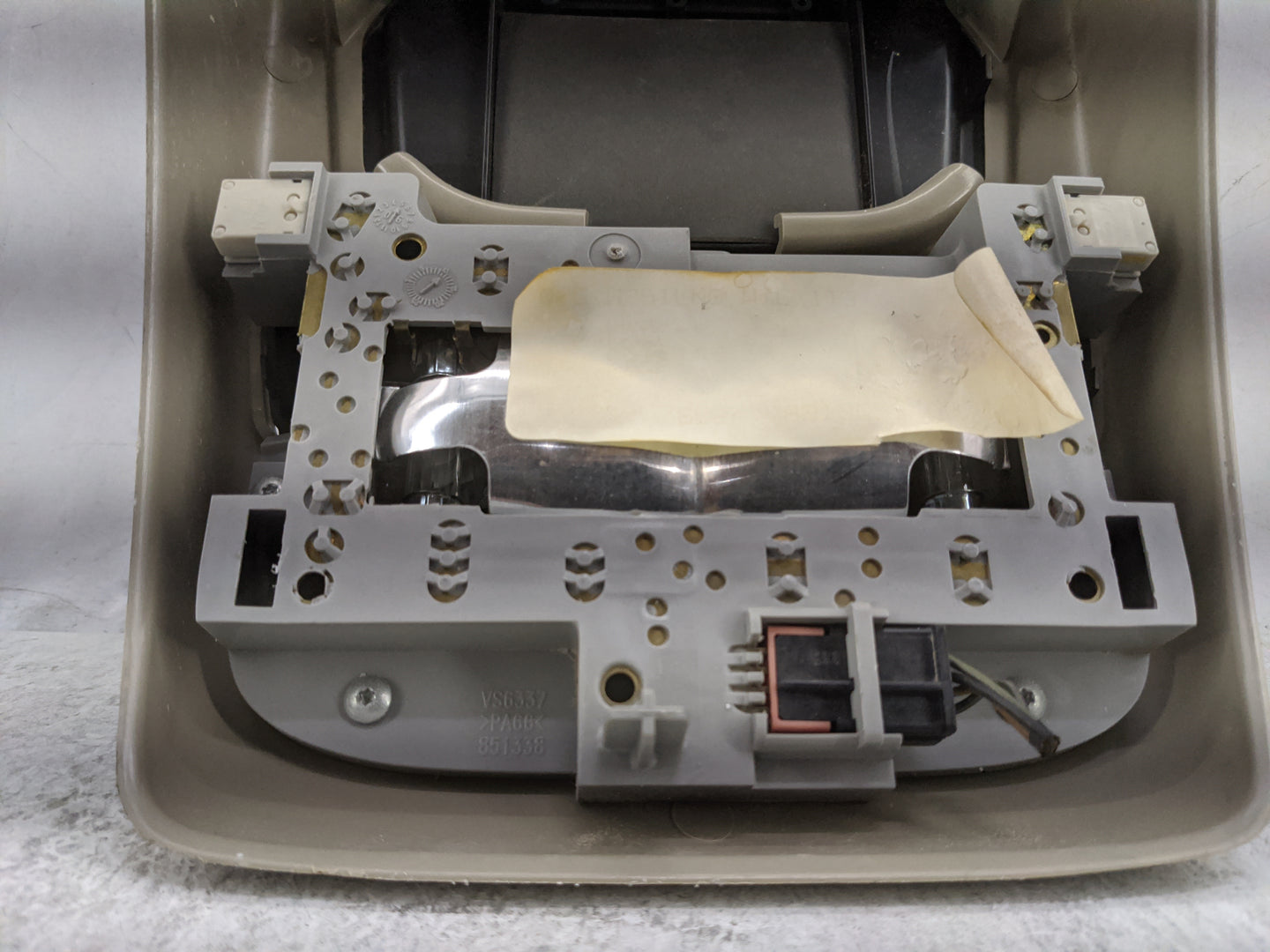 2007 Ford Explorer Overhead Roof Console Tan - Oemusedautoparts1.com