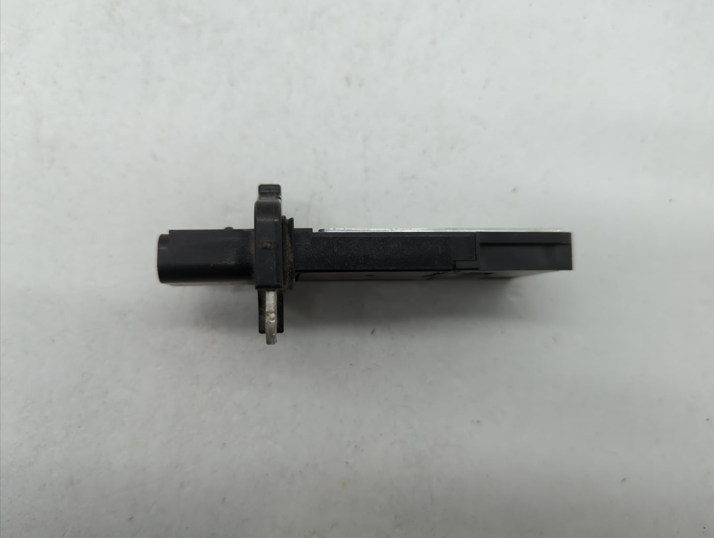 2004-2012 Ford Explorer Mass Air Flow Meter Maf - Oemusedautoparts1.com