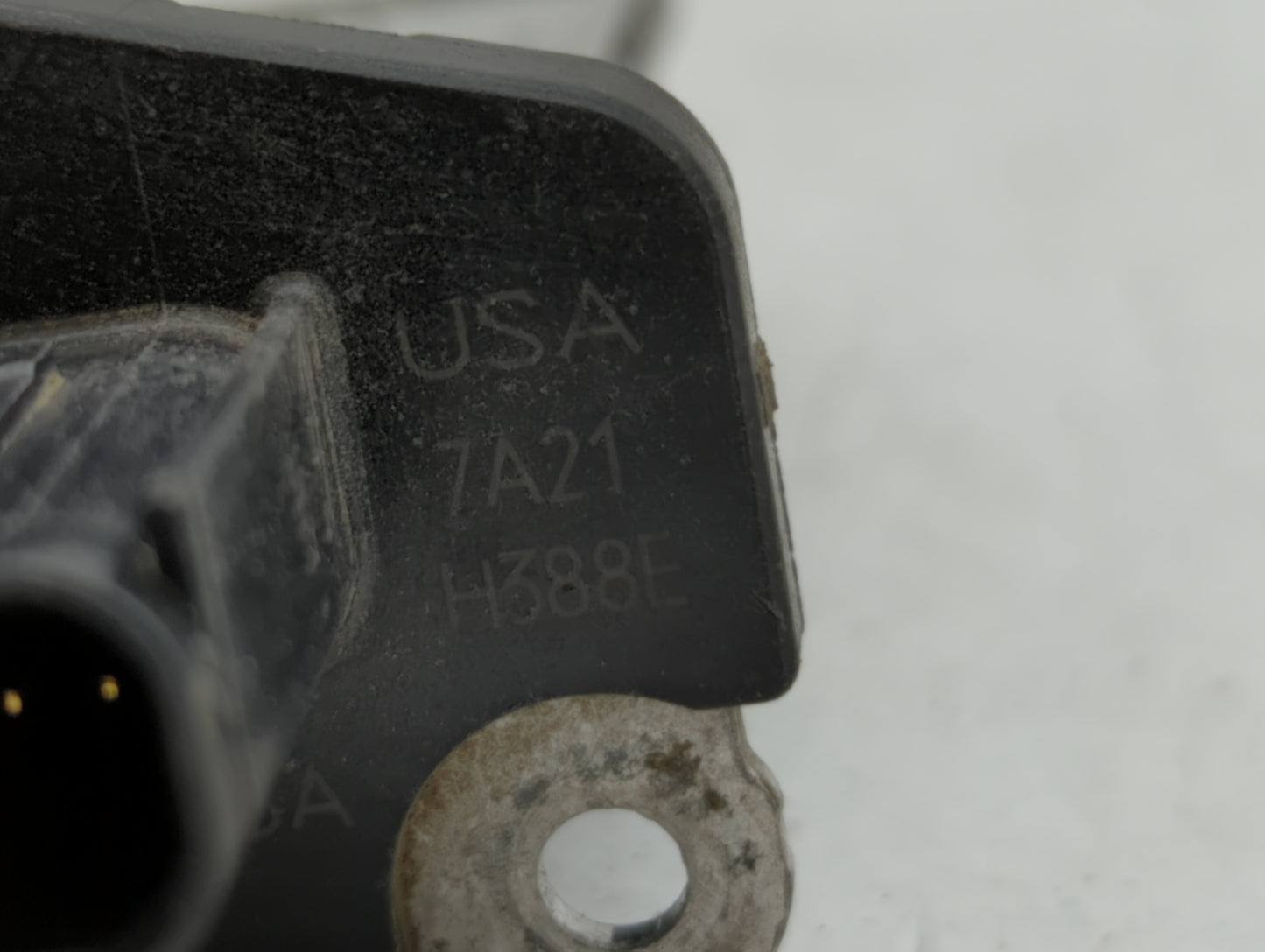 2004-2012 Ford Explorer Mass Air Flow Meter Maf - Oemusedautoparts1.com