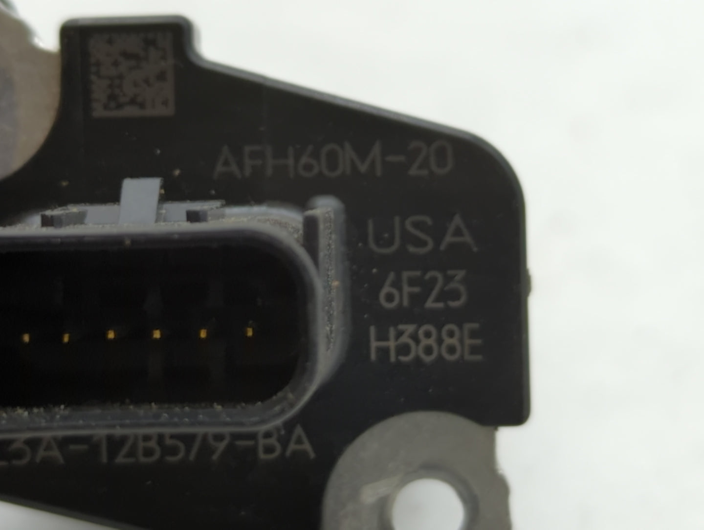 2004-2012 Ford Explorer Mass Air Flow Meter Maf - Oemusedautoparts1.com