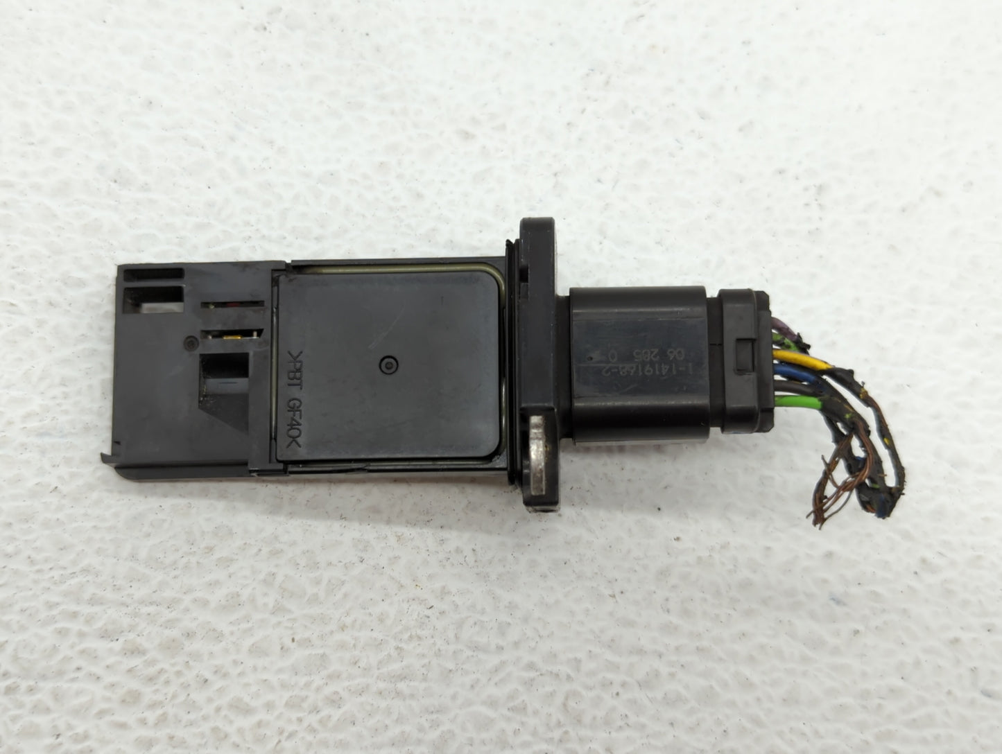 2004-2012 Ford Explorer Mass Air Flow Meter Maf - Oemusedautoparts1.com