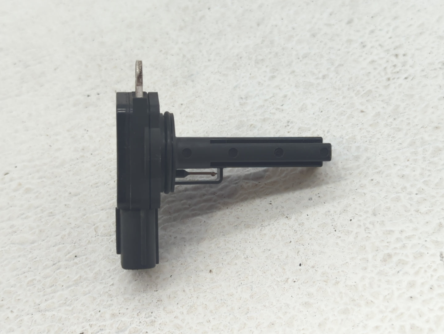 2004-2012 Ford Explorer Mass Air Flow Meter Maf - Oemusedautoparts1.com