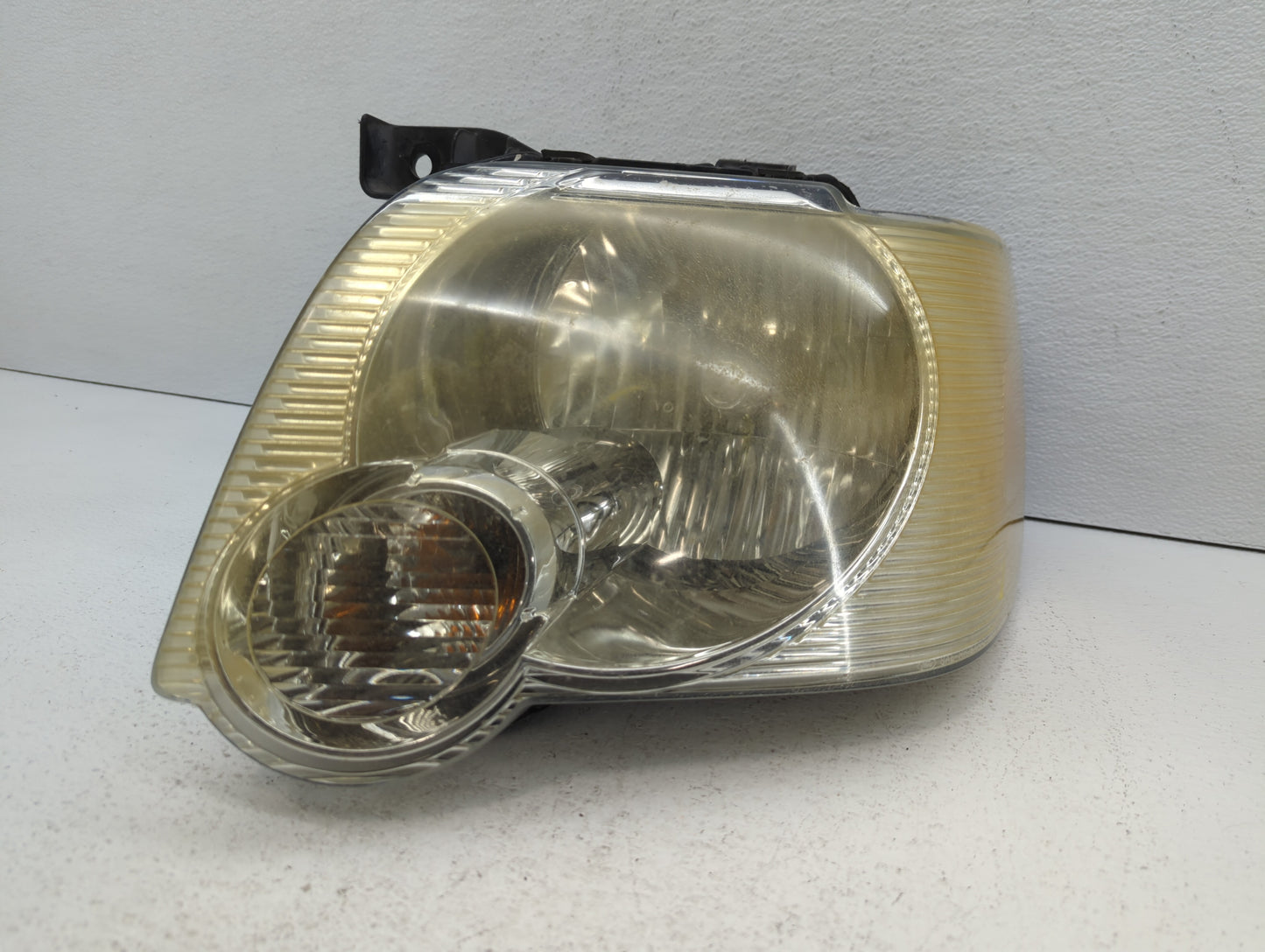 2006-2010 Ford Explorer Driver Left Oem Head Light Headlight Lamp - Oemusedautoparts1.com