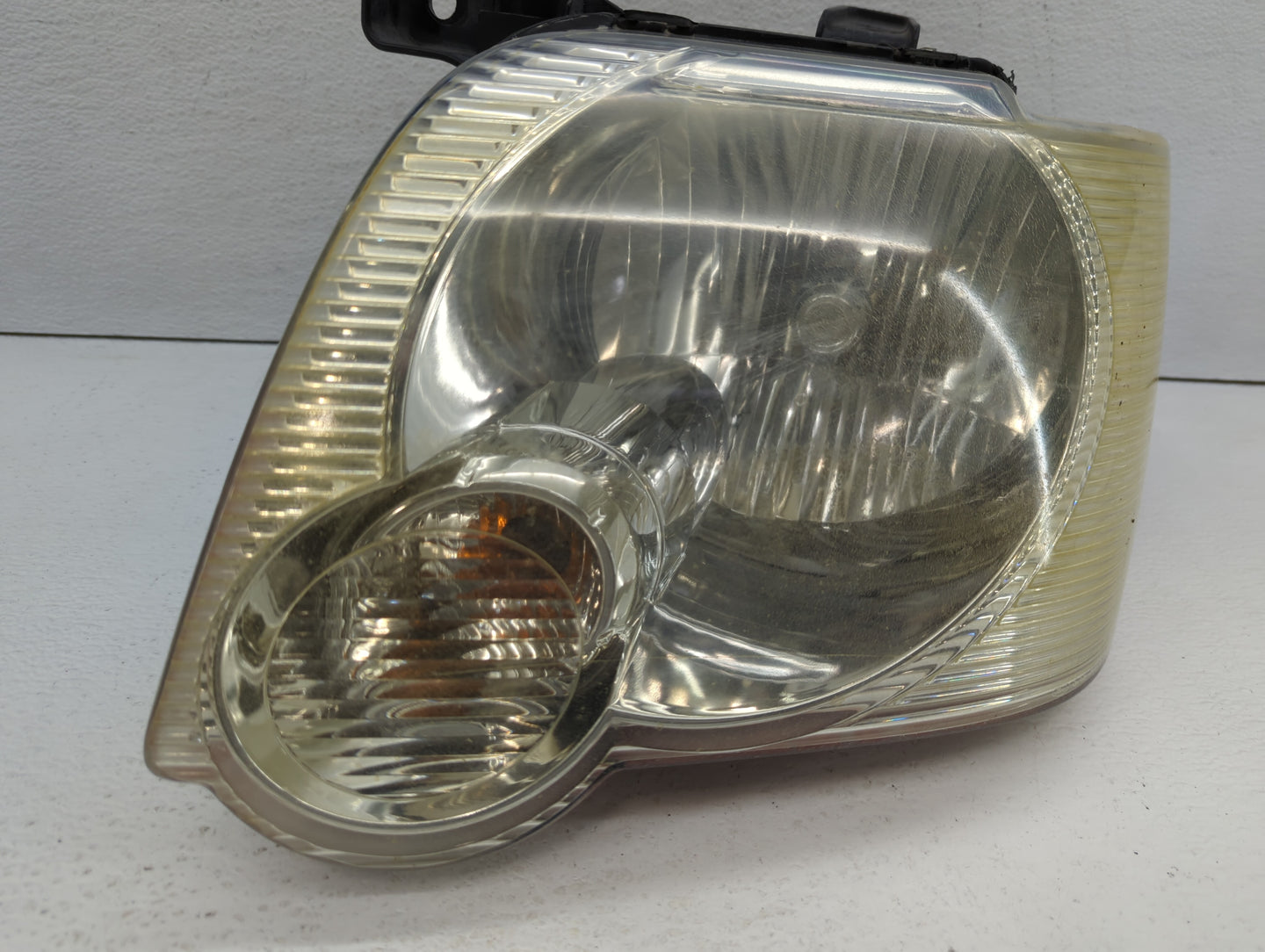 2006-2010 Ford Explorer Driver Left Oem Head Light Headlight Lamp - Oemusedautoparts1.com