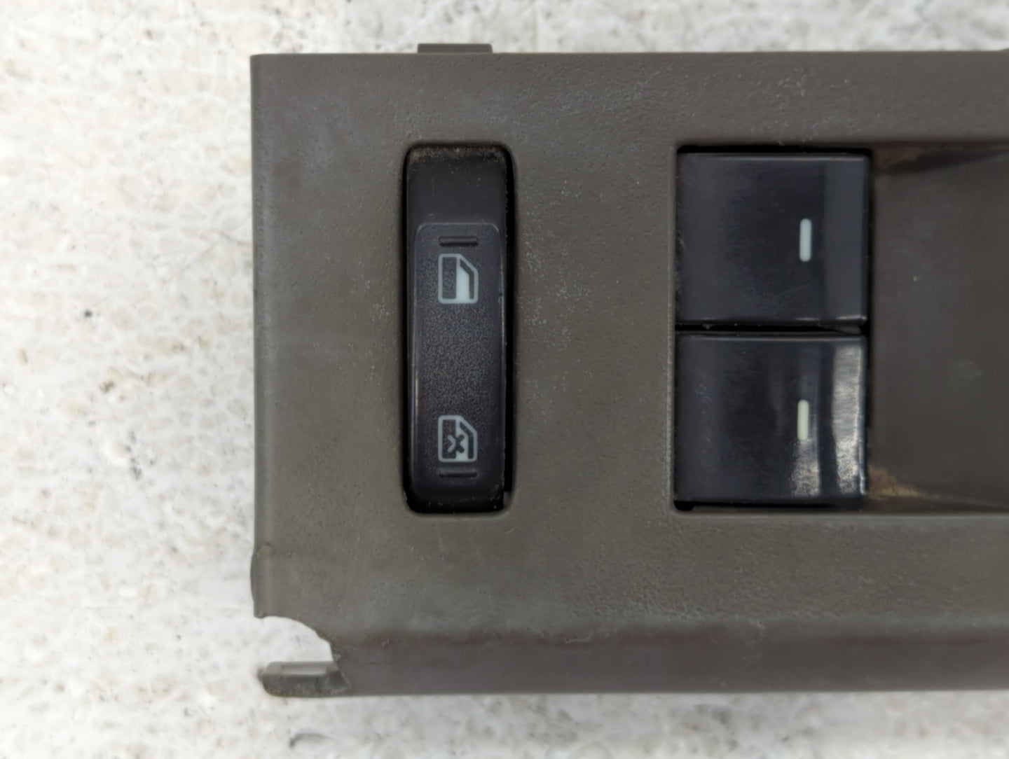 2006-2007 Ford Explorer Master Power Window Switch Replacement Driver Side Left P/N:7L2T-14961-AAW Fits OEM Used Auto Parts 