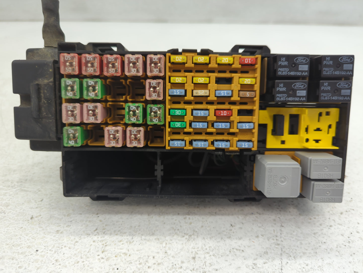 2002-2010 Ford Explorer Fusebox Fuse Box Panel Relay Module P/N:2L5T-14A075-AA Fits OEM Used Auto Parts - Oemusedautoparts1.