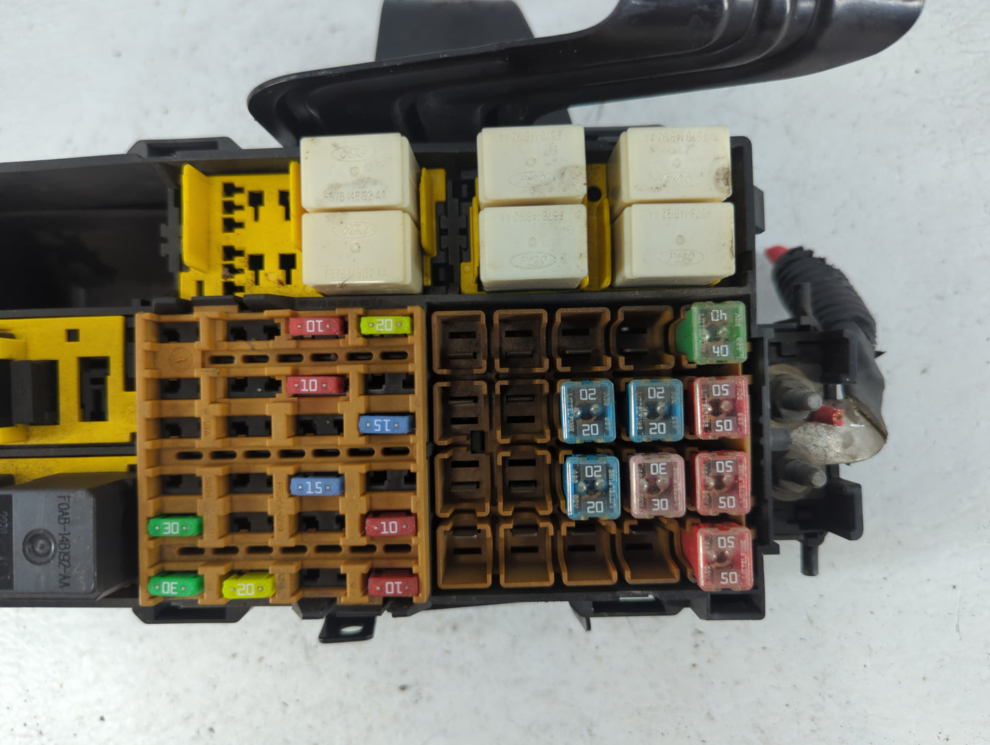 2002-2010 Ford Explorer Fusebox Fuse Box Panel Relay Module P/N:2L5T-14A075-AA Fits OEM Used Auto Parts - Oemusedautoparts1.