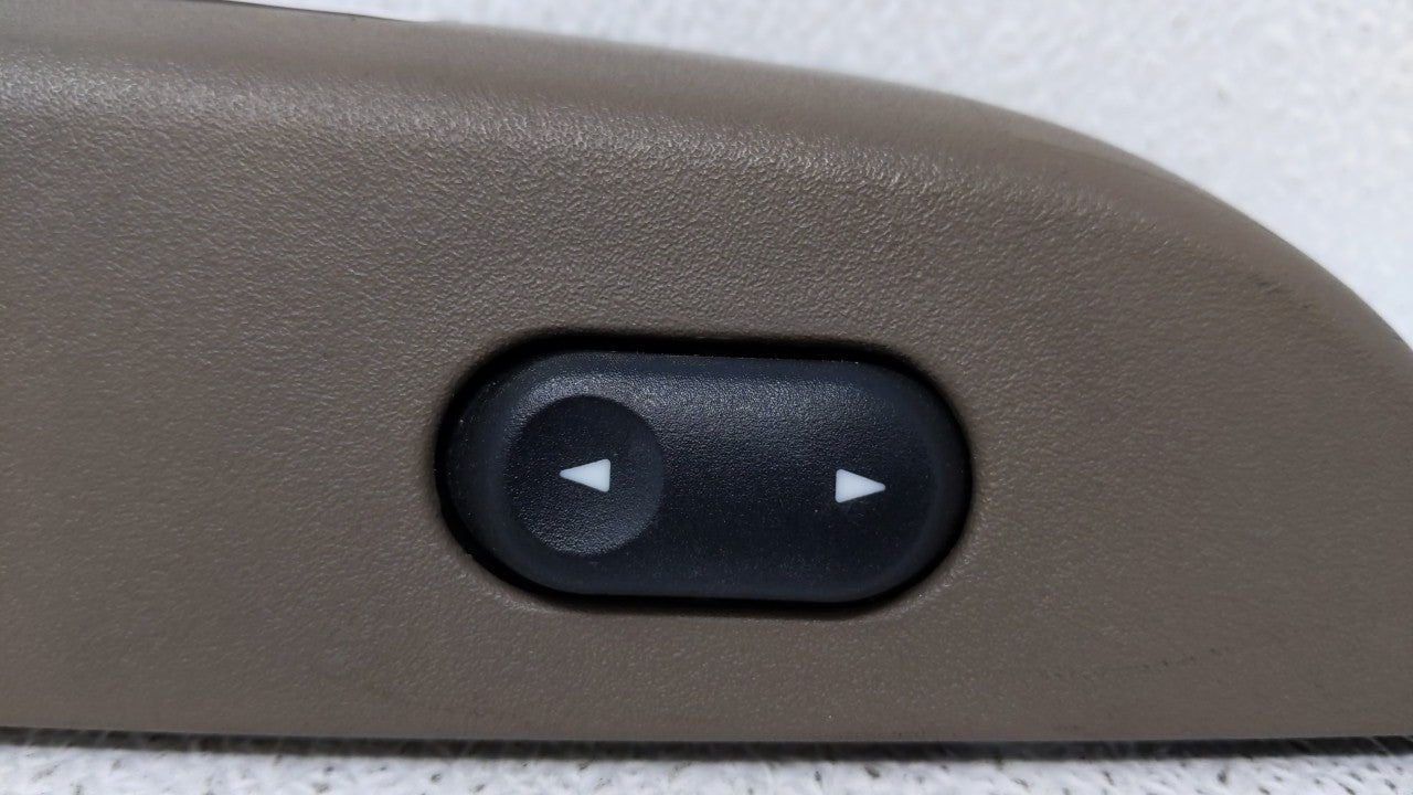 2007 Ford Explorer Passeneger Right Rear Power Window Switch - Oemusedautoparts1.com