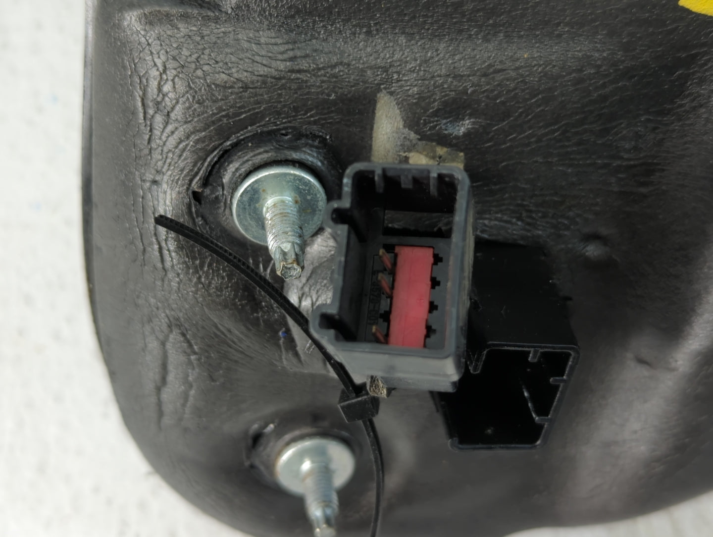 2006-2010 Ford Explorer Driver Side View Mirror - Left Door Mirror OEM Used - Oemusedautoparts1.com