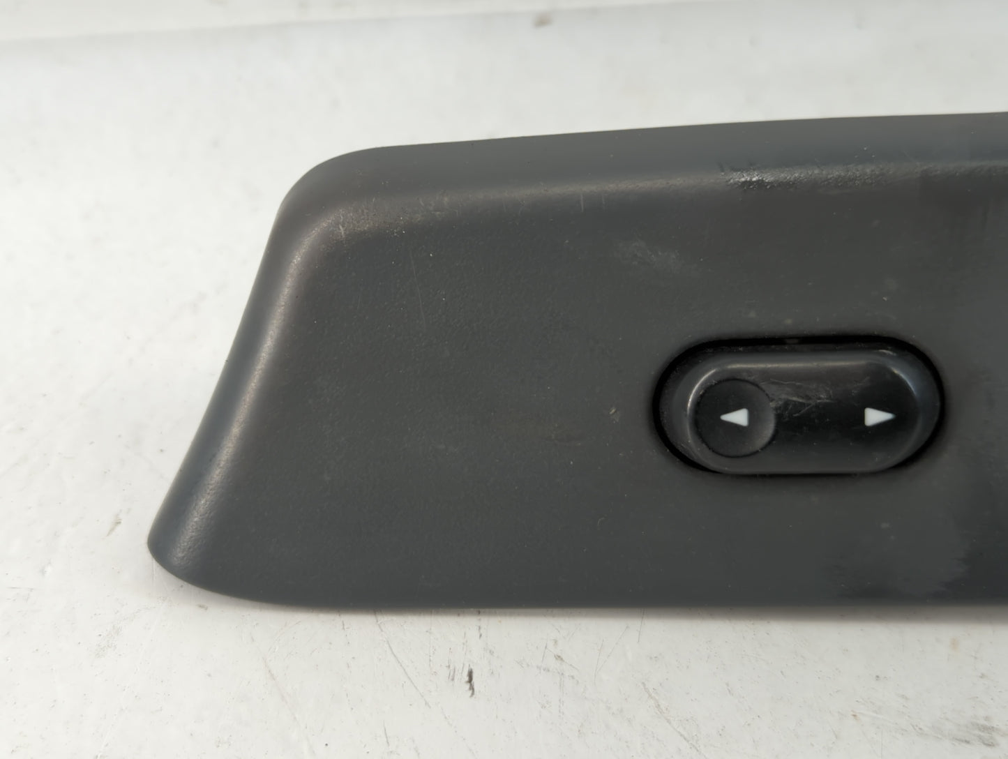 2007 Ford Explorer Passenger Right Power Window Switch - Oemusedautoparts1.com