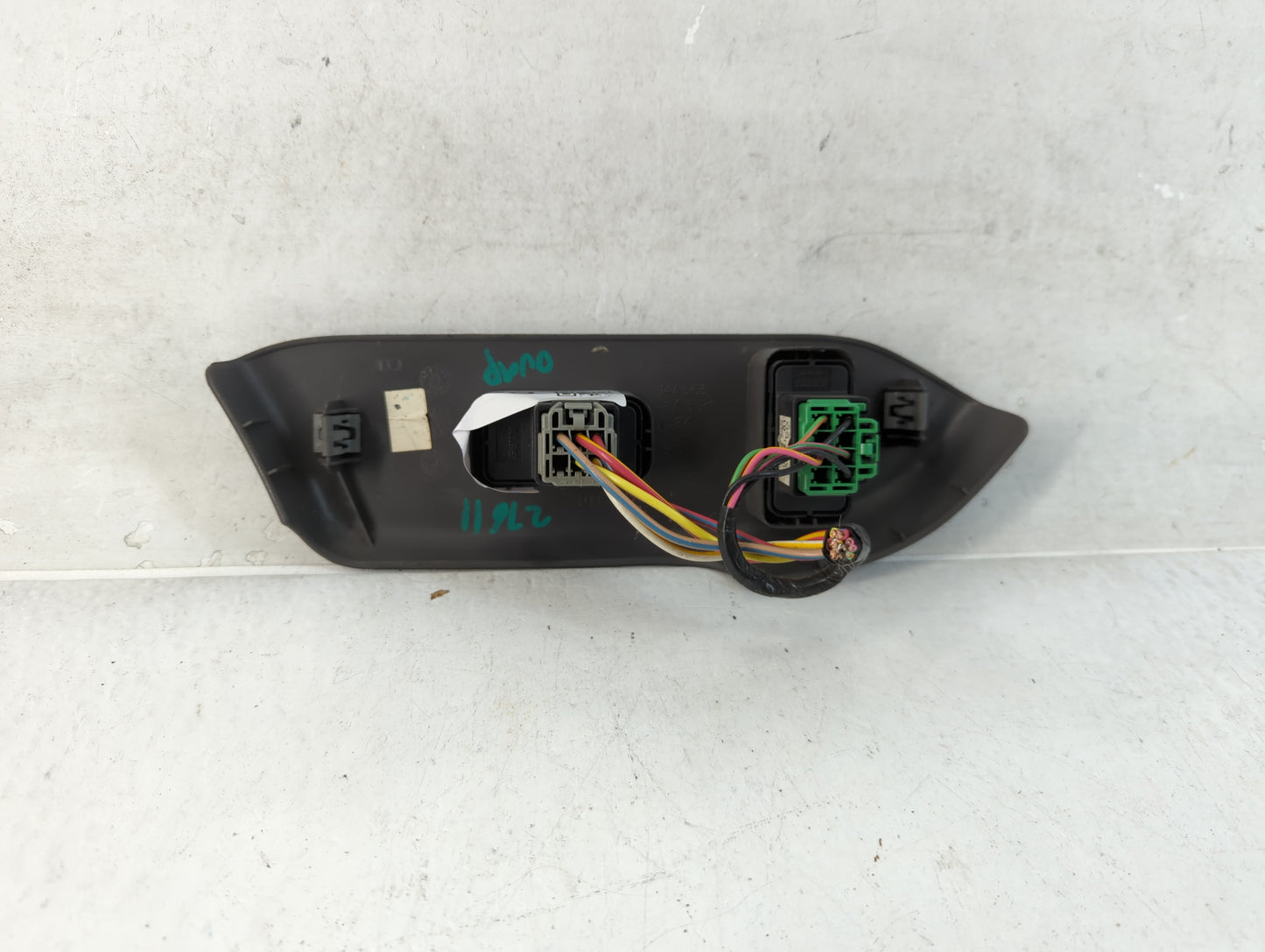 2007 Ford Explorer Passenger Right Power Window Switch - Oemusedautoparts1.com