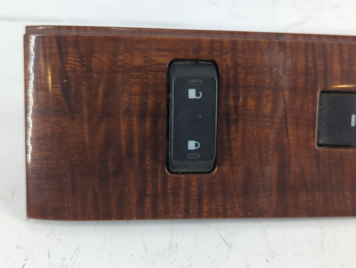 2007 Ford Explorer Passenger Front Right Power Window Motor - Oemusedautoparts1.com