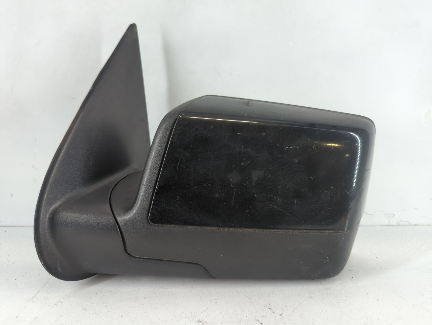 2007 Ford Explorer Passenger Right Side View Manual Door Mirror Black - Oemusedautoparts1.com