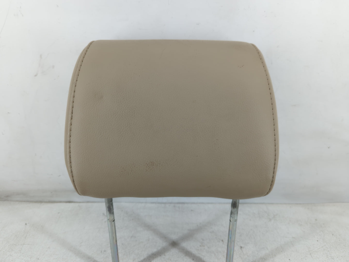 2007 Ford Explorer Headrest Head Rest Front Driver Passenger Seat Fits OEM Used Auto Parts - Oemusedautoparts1.com