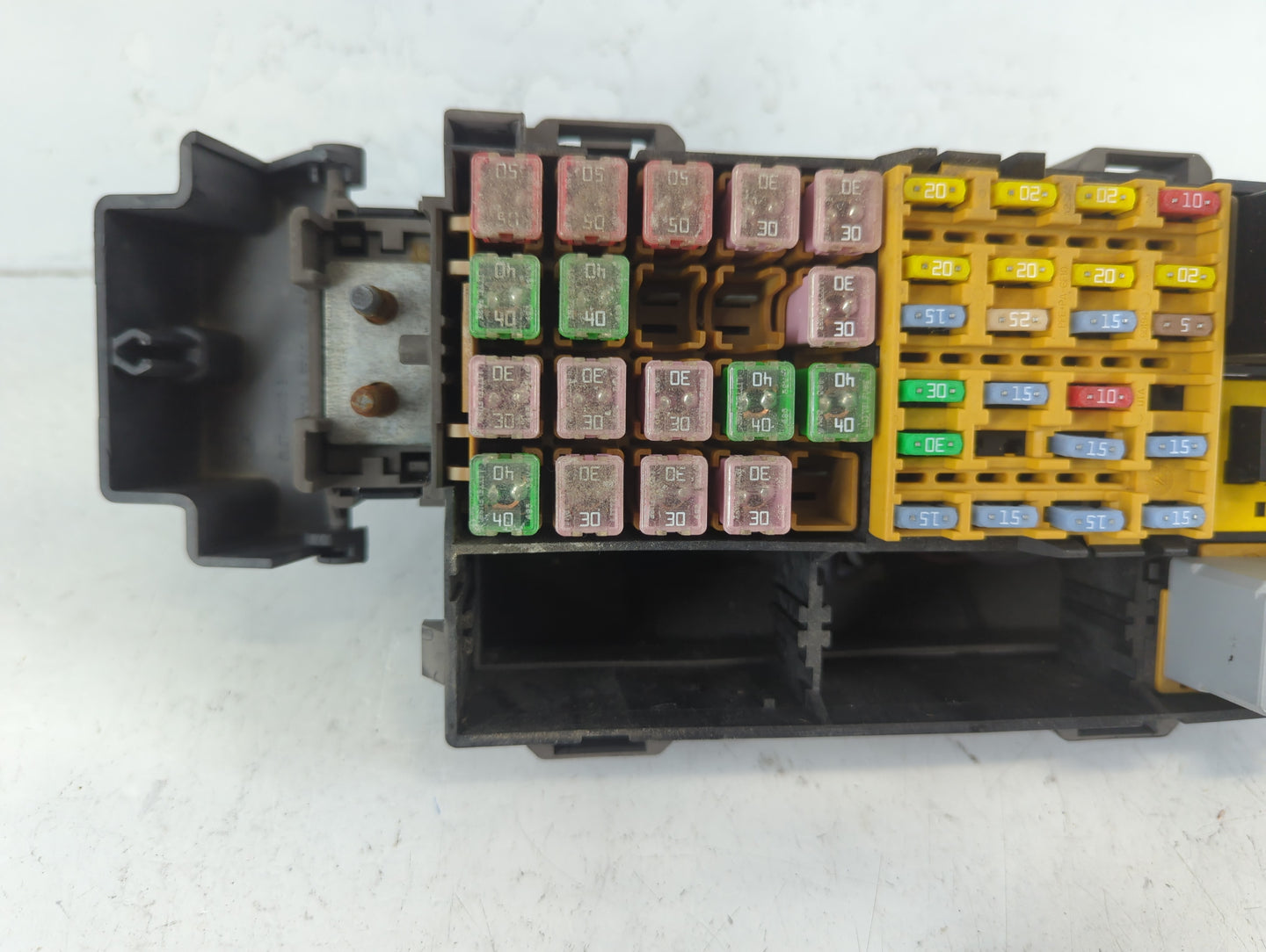2007 Ford Explorer Fusebox Fuse Box Panel Relay Module Fits OEM Used Auto Parts - Oemusedautoparts1.com