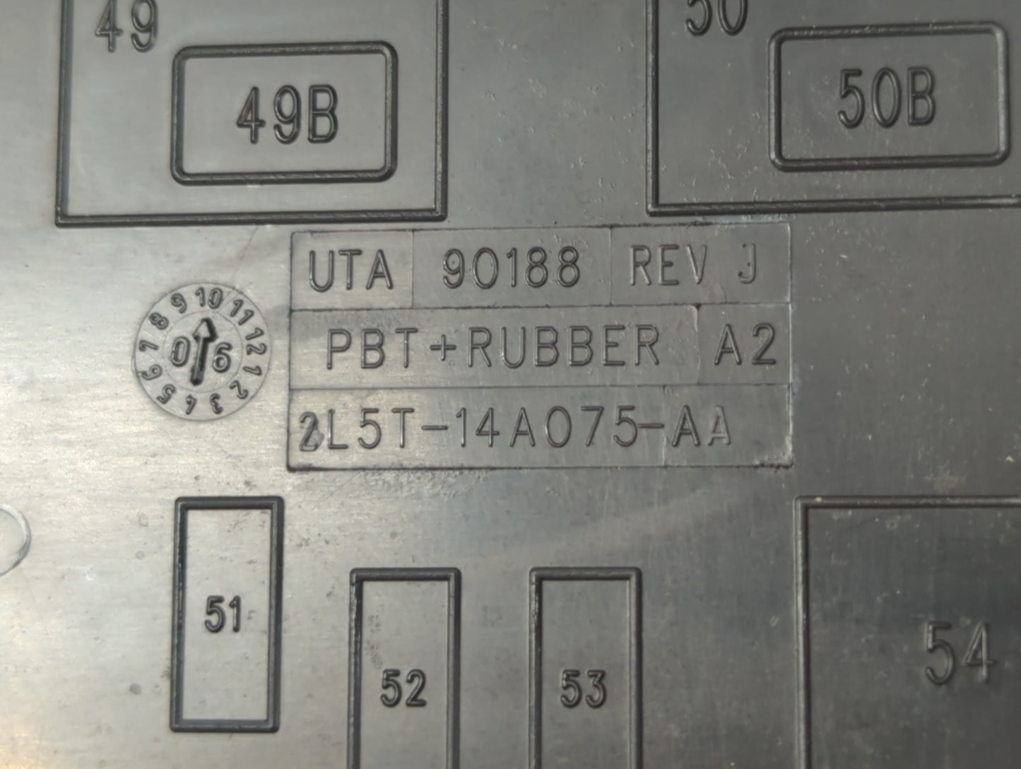2007 Ford Explorer Fusebox Fuse Box Panel Relay Module Fits OEM Used Auto Parts - Oemusedautoparts1.com
