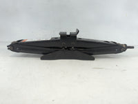 2007 Ford Explorer Spare Scissor Car Jack 940512 - Oemusedautoparts1.com