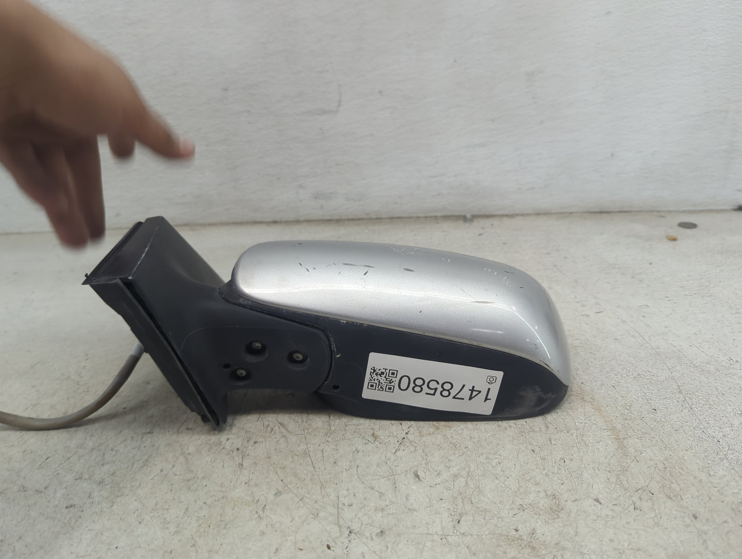 2007 Ford Explorer Sport Trac Driver Side View Mirror - Left Door Mirror OEM Used - Oemusedautoparts1.com