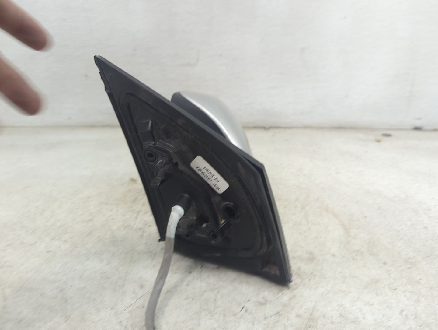 2007 Ford Explorer Sport Trac Driver Side View Mirror - Left Door Mirror OEM Used - Oemusedautoparts1.com