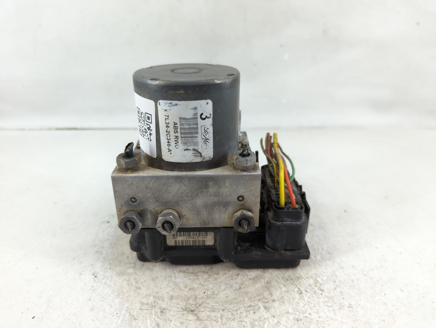 2007 Ford F-150 ABS Pump Control Module Replacement P/N:7L34-2C346-A Fits OEM Used Auto Parts - Oemusedautoparts1.com