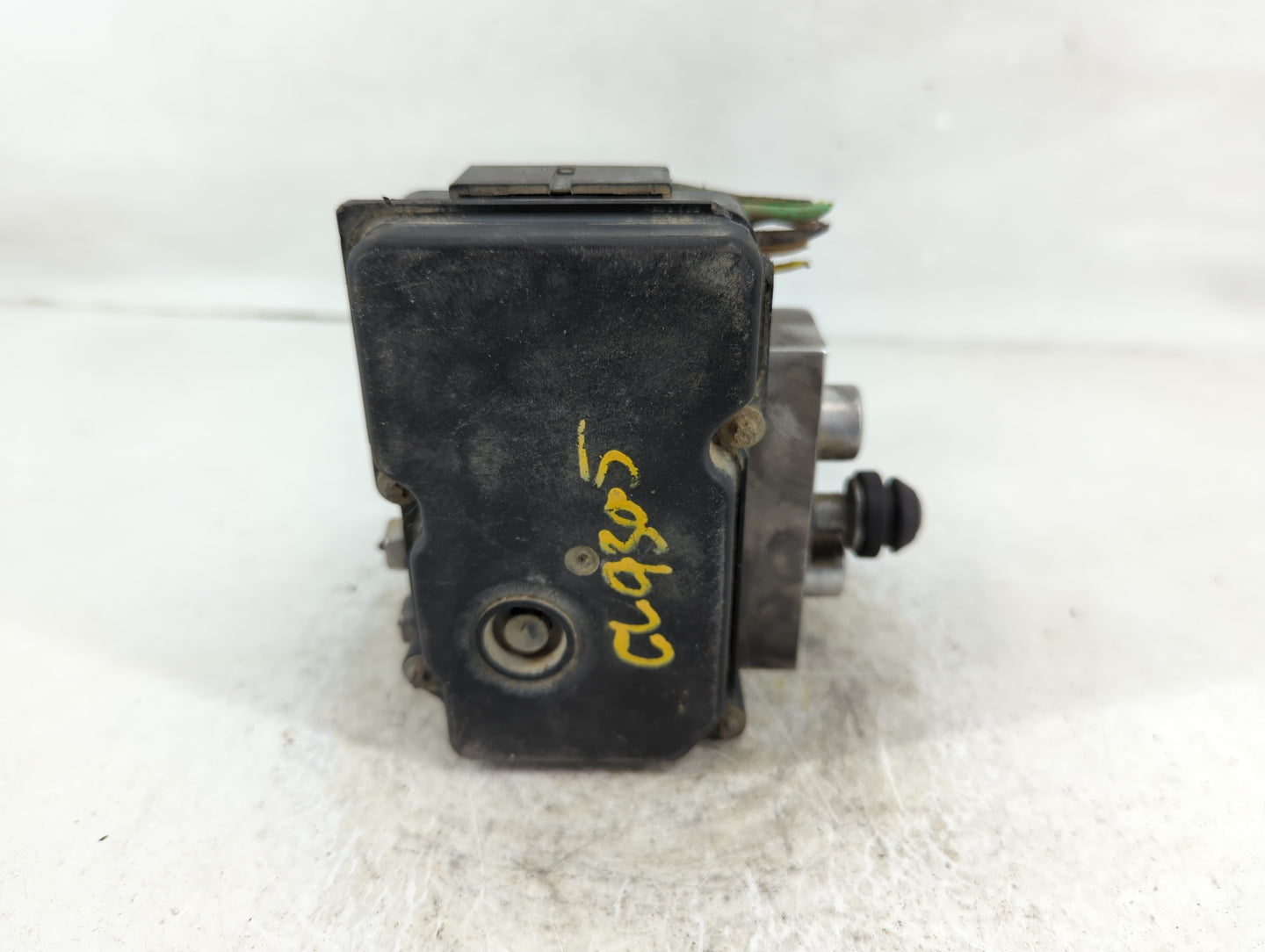 2007 Ford F-150 ABS Pump Control Module Replacement P/N:7L34-2C346-A Fits OEM Used Auto Parts - Oemusedautoparts1.com