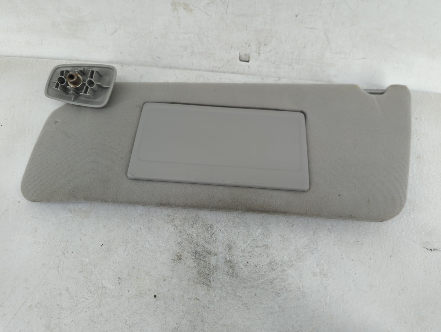 2004-2008 Ford F-150 Sun Visor Shade Replacement Driver Left Mirror Fits Fits 2004 2005 2006 2007 2008 OEM Used Auto Parts -